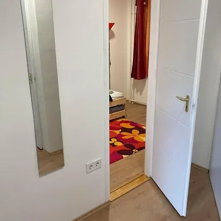 Large Comfy Flat W/ Buda Location Appartamento Budapest